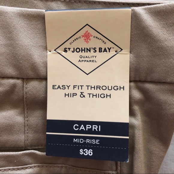 St. John's Bay Women's Khaki Capri Pants Sz 16 NWT - Picture 2 of 9